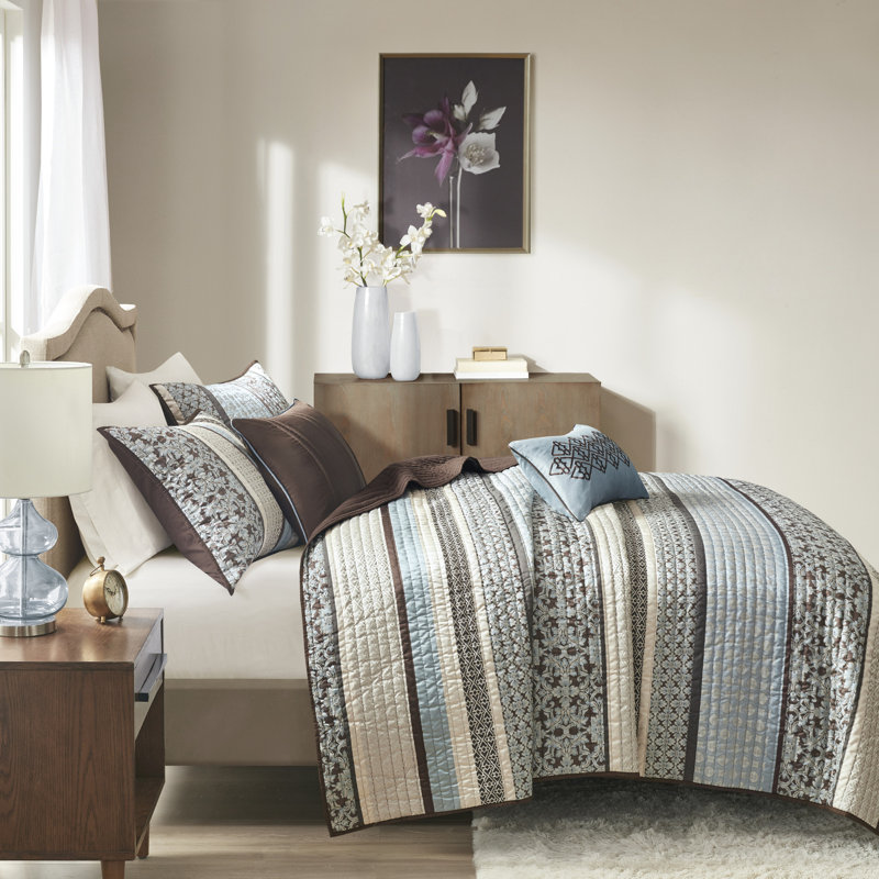 Blue and Brown Reversible Cotton Jacquard Quilt Set, Full