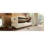 Lit de jour simple rembourré en velours beige avec rangement hydraulique, et charge de type C, lattes en bois et dossier pour un repos confortable, cadre de lit avec rangement, dossier, une solution élégante-626458894