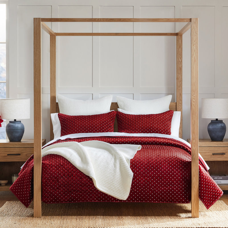 Cross Stitch Velvet Red with White Quilt Set, Queen Quilt + 2 Shams