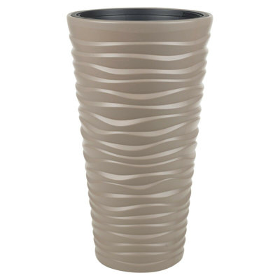 Branam Pot Planter