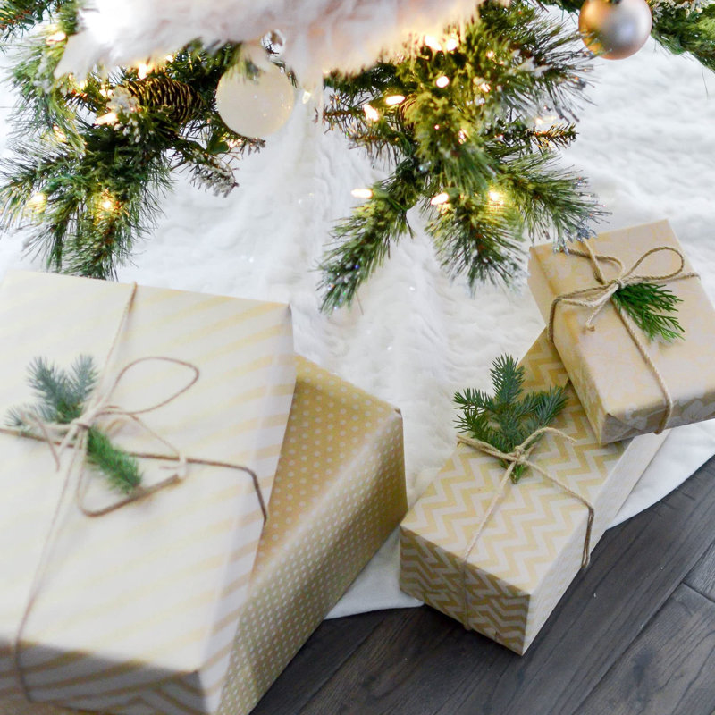 Matterson Faux Fur Tree Skirt