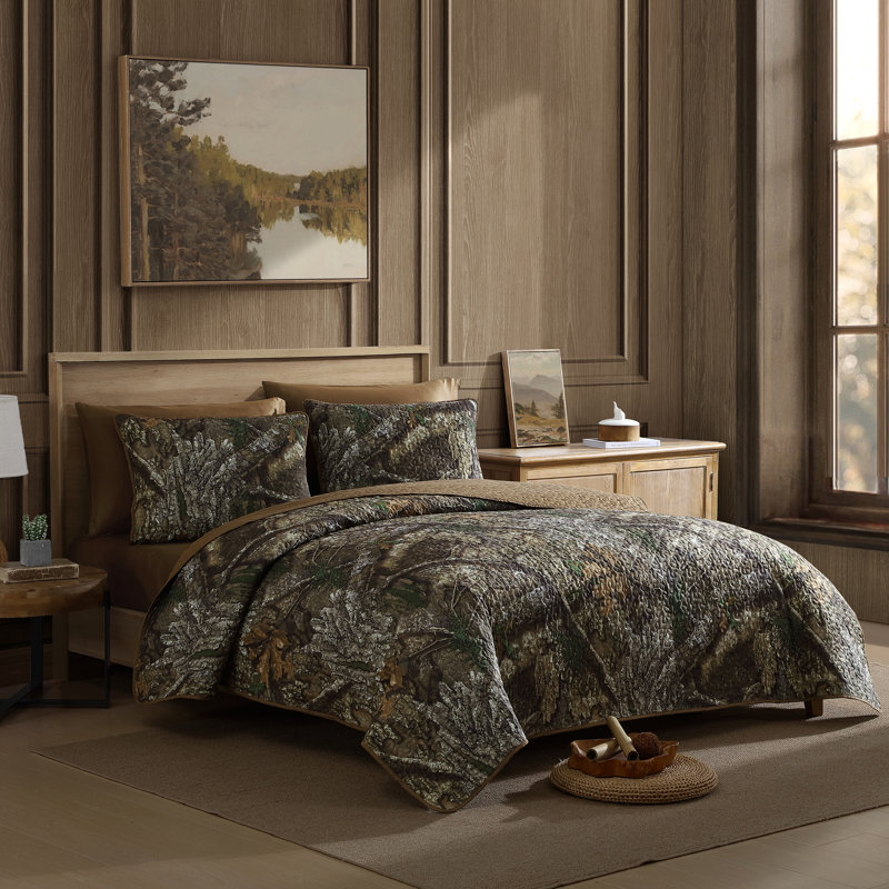 King Size Brown and Green Microfiber Quilt Set