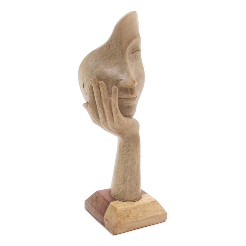Laya Figurines & Sculptures