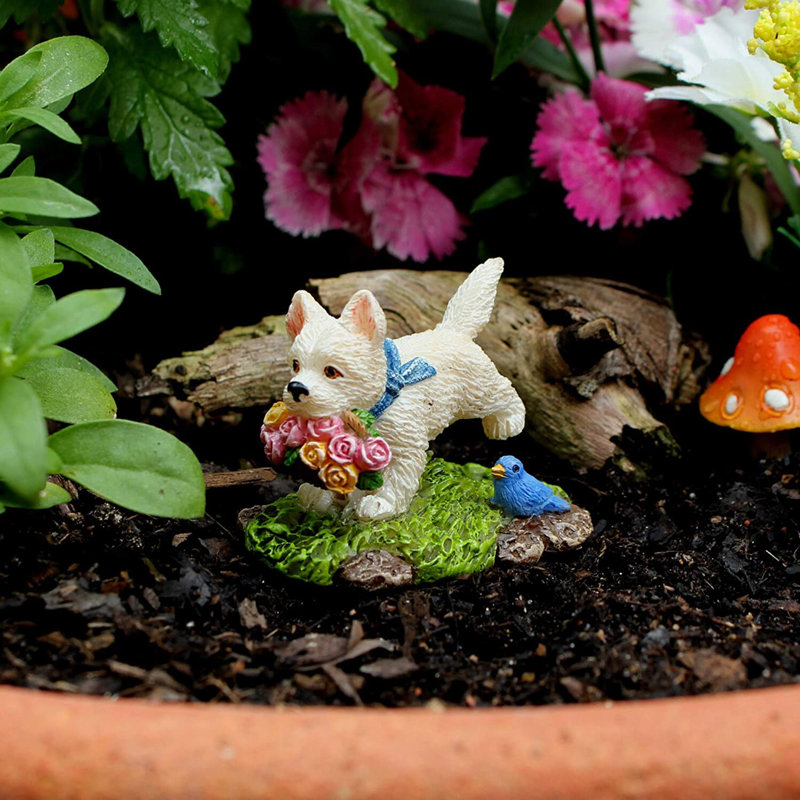Wathen Plastic Garden Statue