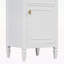 Meuble-lavabo charmant pour petite salle de bain-384032831