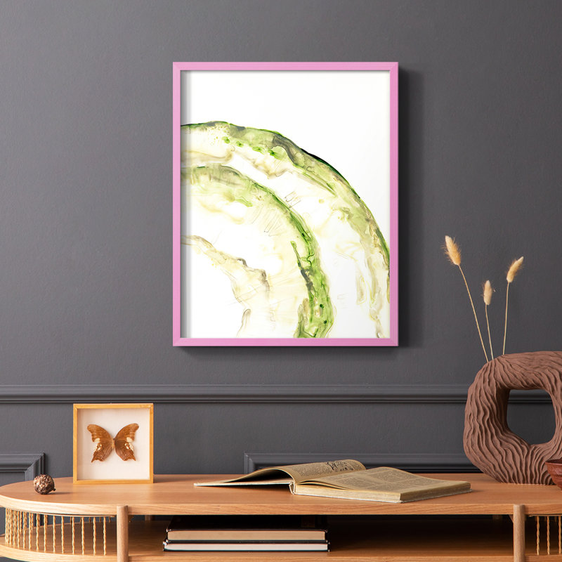Reproduction encadrée Lichen Halo VI - bois massif, Rose, H 10 po x l 8 po