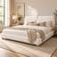 Lit plateforme capitonné bouclé, de format king, avec tête de lit incurvée de 20 cm d'épaisseur, pieds arrondis en hévéa massif et lattes en bois, sans sommier, beige-474325038