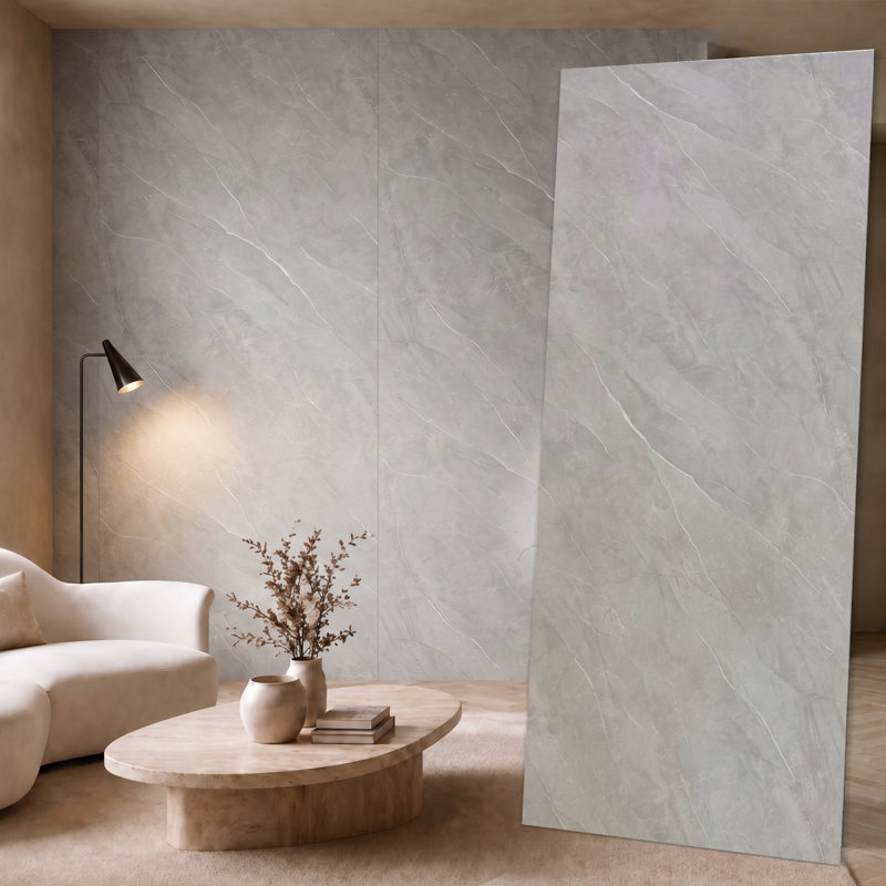 Panneaux muraux Falkirk Irvine IV 4' x 9' SPC imitation marbre mat gris blanc (paquet de 3), Gris, veines blanches