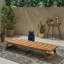 CHAISE LUNGE
