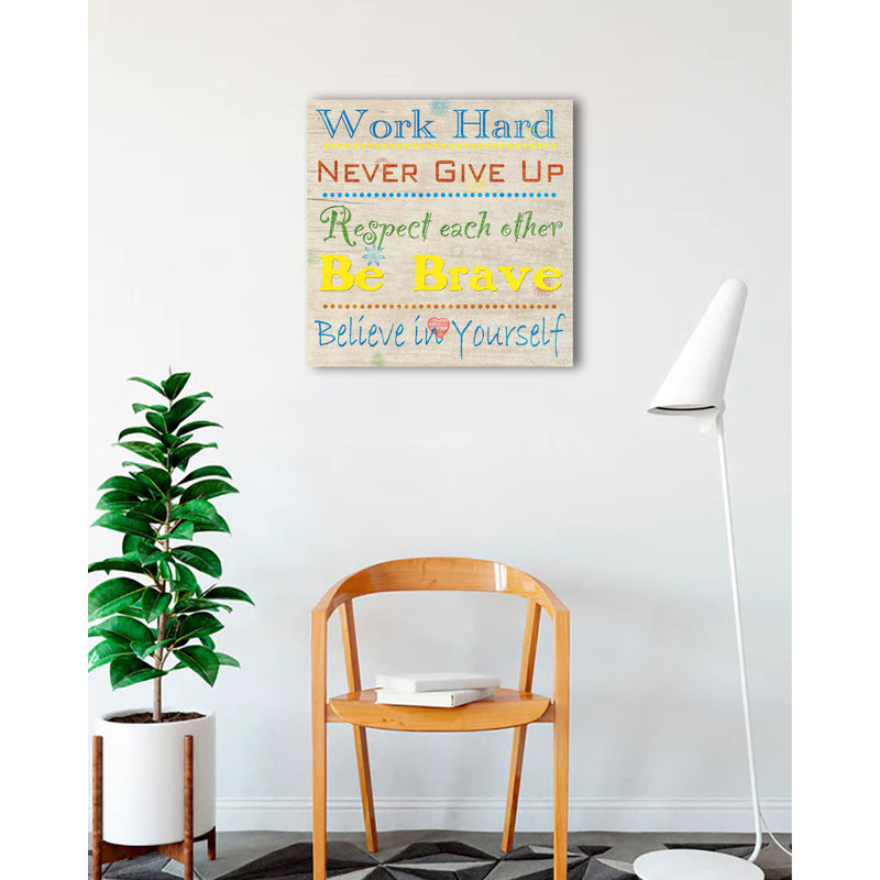 «Work Hard», impression sur toile tendue, H 24 po x l 24 po x P 1,5 po