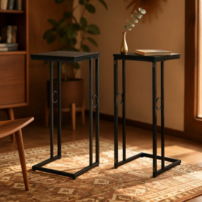 Ensemble de 2 tables de bout