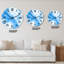 Horloge murale moderne bleue et blanche-400673178