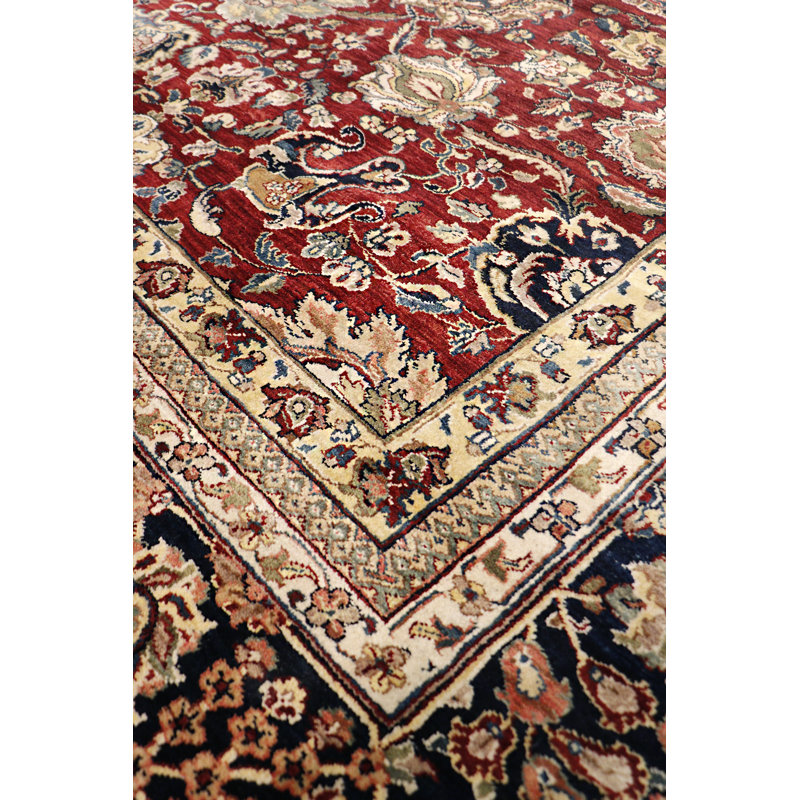 Agra Handmade Wool Floral Area Rug