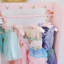 Armoire ouverte en bois rose avec miroir Teamson Kids