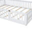 Lit plateforme Wood House avec garde-corps, structure en pin robuste et design rustique pour un sommeil sécuritaire et confortable-1892276662