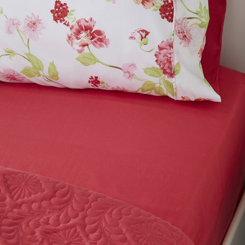 Floral Quilt, King Quilt + 5 Additional Pieces