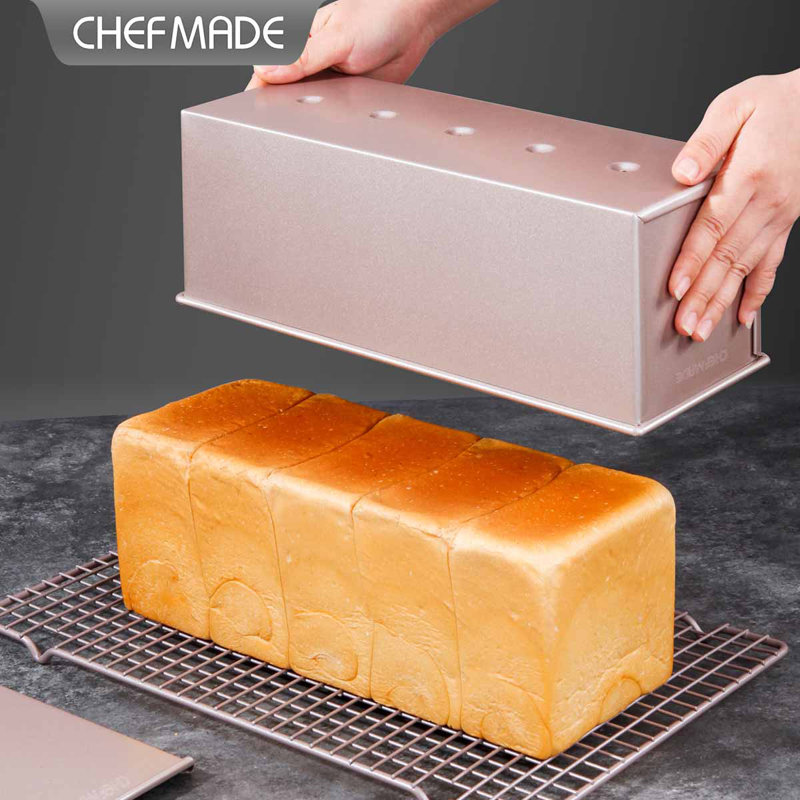 CHEFMADE  Flat Pullman Loaf Pan with Lid , Non-stick Toast Box, 4.8" H x 13.5" L x 5.4" W