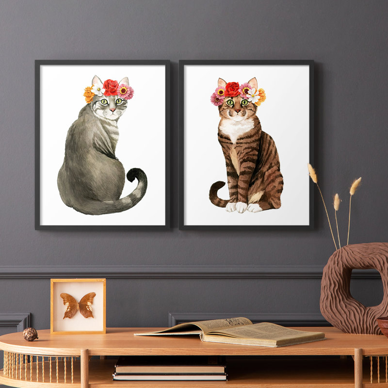 «Flower Crown Cats I», reproduction encadrée de qualité supérieure - prête à être accrochée - aucun clou requis - aucun clou requis