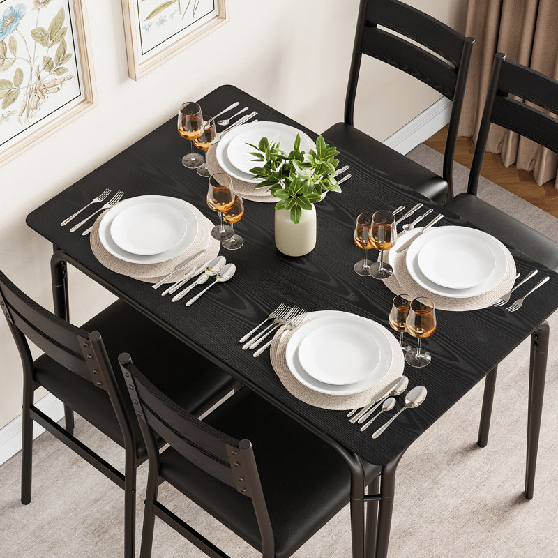 Ensemble de table de salle à manger 5 pièces pour 4 personnes - Table rectangulaire moderne avec chaises rembourrées - Compact pour les appartements, les coins-repas, les petits espaces - gris, plateau de table en panneau de fibres à densité moyenne