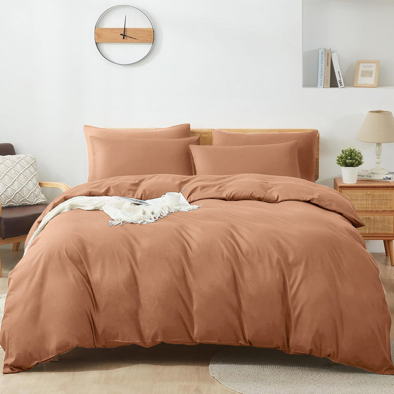 Premium 4-Piece Ultra-Soft Microfiber Duvet Complete Cover Set, Super King Duvet Cover + 3 Additional Pieces, Peach