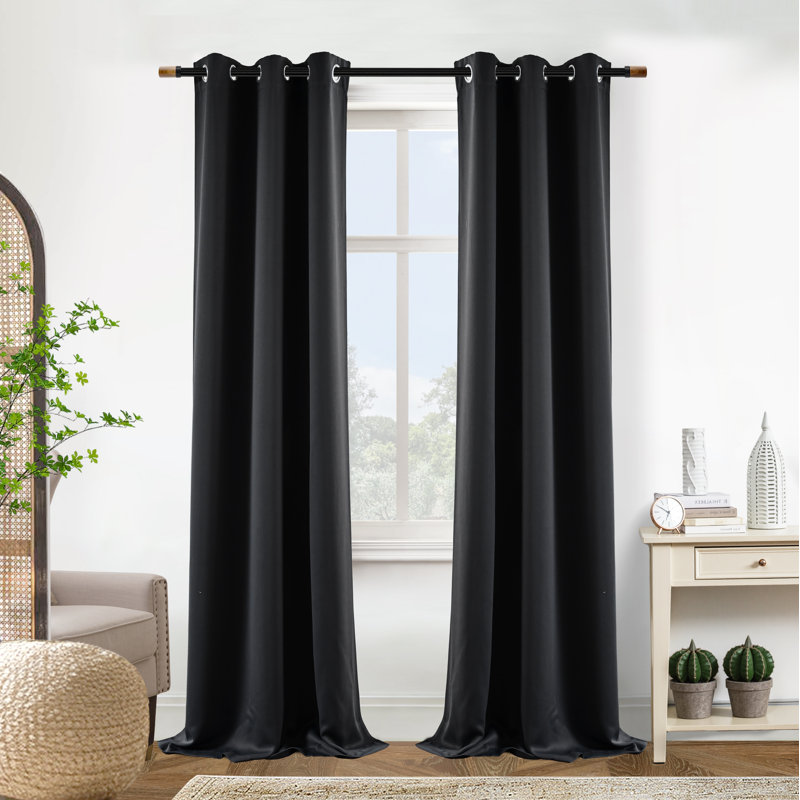 Panneau de rideau occultant et isolant de couleur unie avec œillets et 2 panneaux, Noir, 2, L 36 po x L 90 po