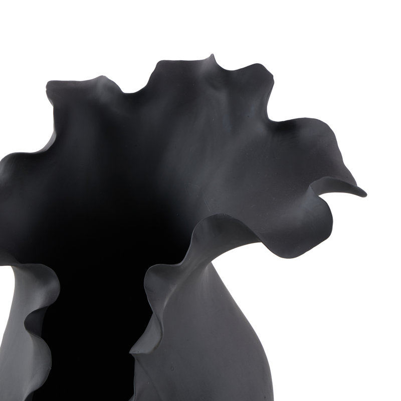 Vase de table en céramique Bia, Noir, H 15,9 po x l 9,65 po x P 7,65 po