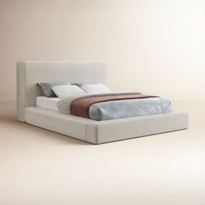 Ishia Velvet Upholstered Bed