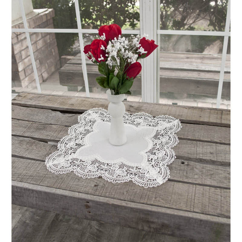 Napperon antique en dentelle jacquard blanc royal rose (15 po carrés)