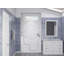 Baignoire de trempage à droite 29 po x 53 po en blanc avec ensemble de douche à carreaux 6 po Tub'n Wall Series-23012246