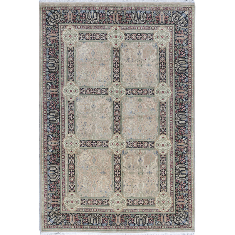 Tapis beige noué à la main de haute qualité