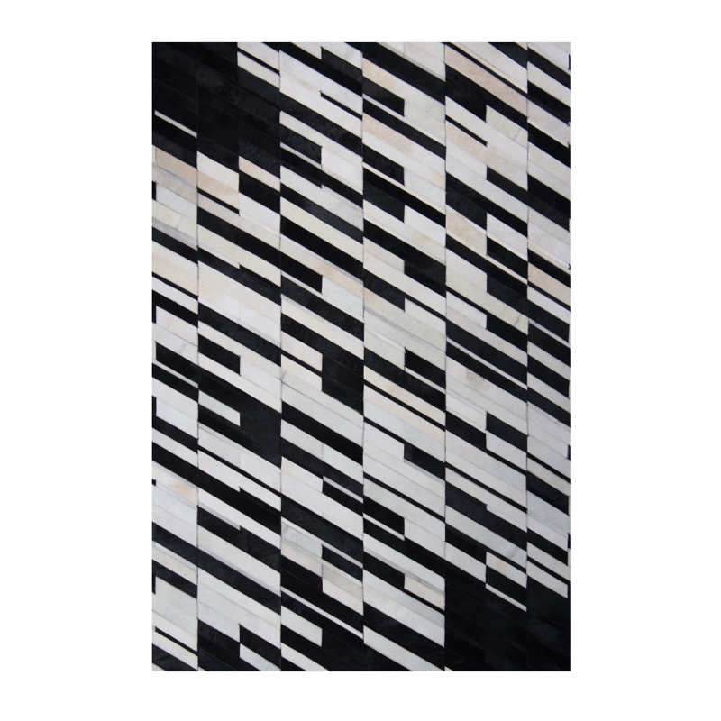Fait à la main-Naturel-Cuir-Métallique-Patchwork-Cuir de vache-Tapis-Noir-blanc, Rectangle 7 pi 8 po x 9 pi 8 po