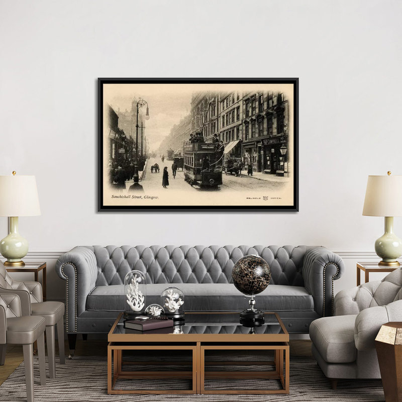 «Glasgow» par Alan Paul, impression sur toile tendue, H 32 po x l 48 po x P 1,5 po, Toile avec cadre noir, Pas de tapis