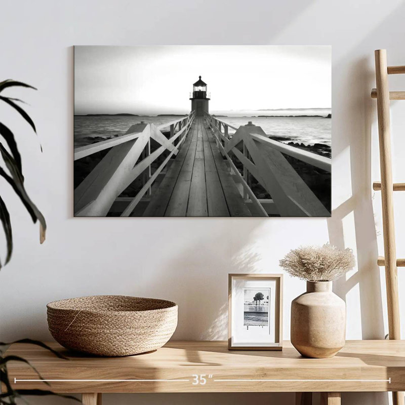 Nicci Marshall Point Lighthouse Pier, 16" H x 24" W