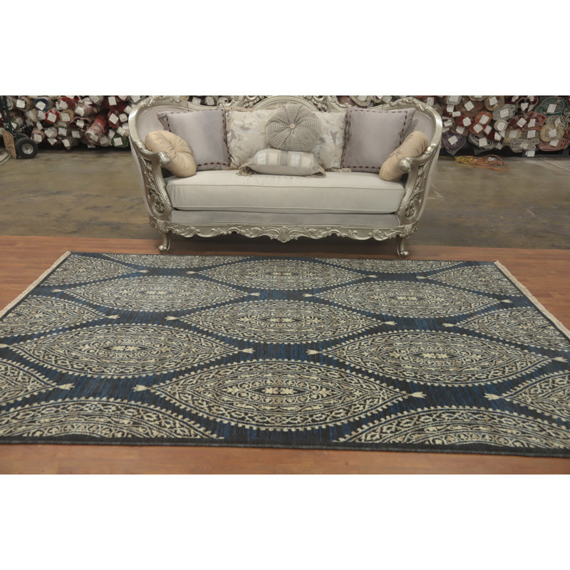 Tapis bleu marine de style Gabbeh 6 x 9