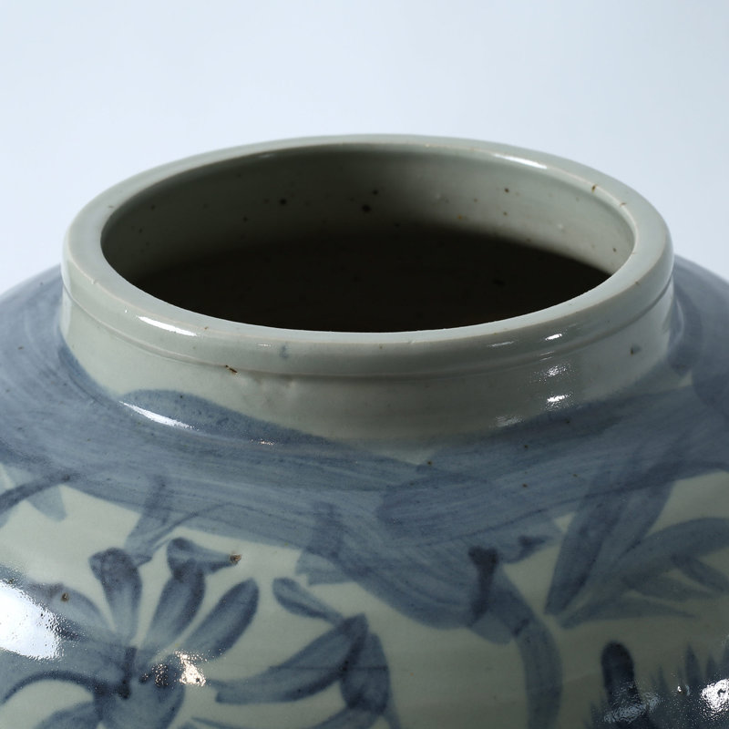 Fyke Porcelain Table Vase