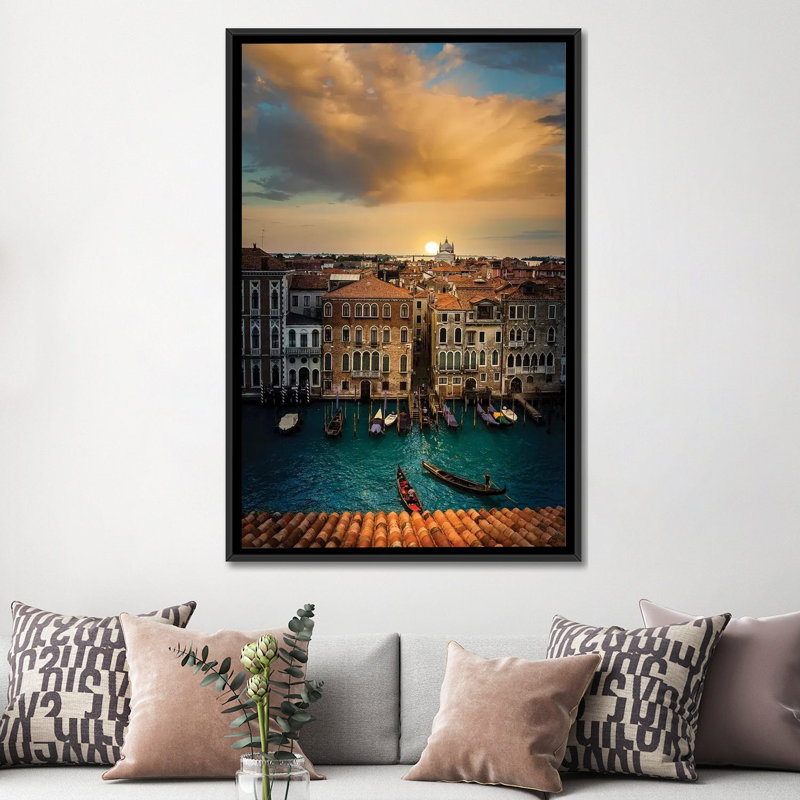 Imprimé coucher de soleil sur toile, H 26 po x l 18 po x P 1,5 po, Toile avec cadre noir, Pas de tapis