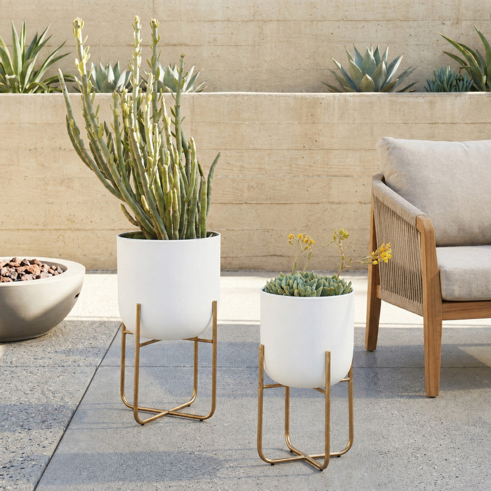 Nickson 10" Pot Planter, White/Gold