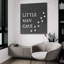«Little Man Cave» par Imparfect Dust, art mural en verre acrylique-1841488595