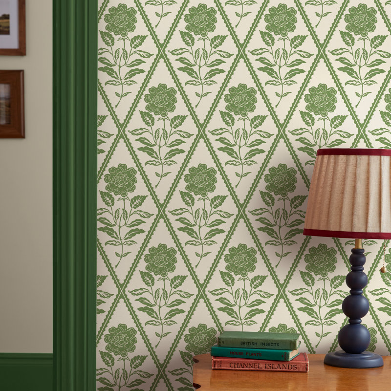 Joules Juliette Floral Print Floral 10m x 52cm Matte Wallpaper Roll, Green