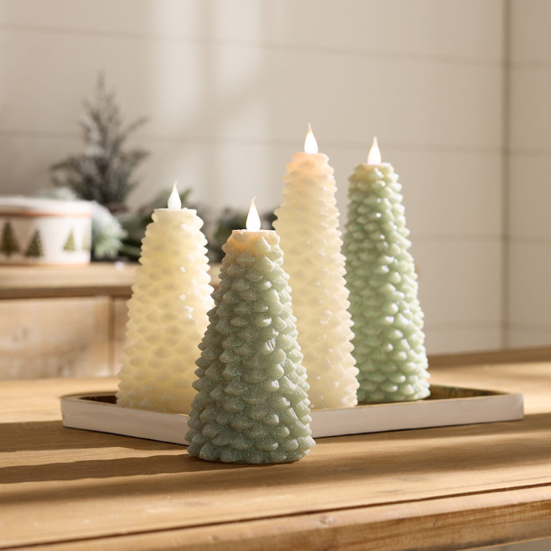 Glittered Pine Tree Candle 8"H, Vert, 10 po x 4 po sans flamme
