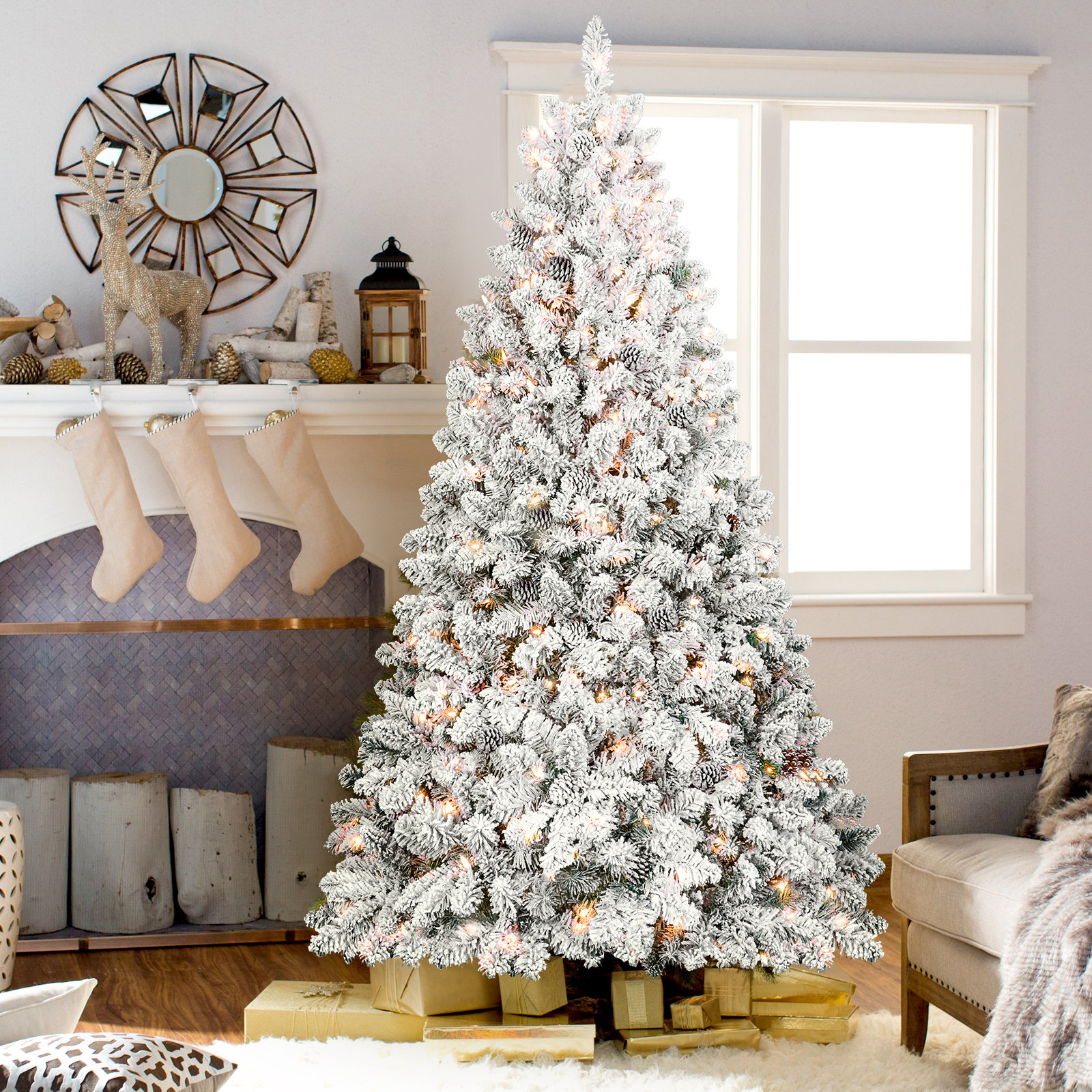 Pre-Lit Snow Flocked Christmas Tree with Pinecone, 5'