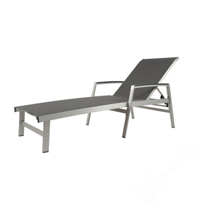Chaise longue d'extérieur en aluminium avec siège en filet et réglage multi-positions
