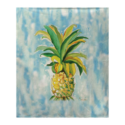 Pineapple Throw
