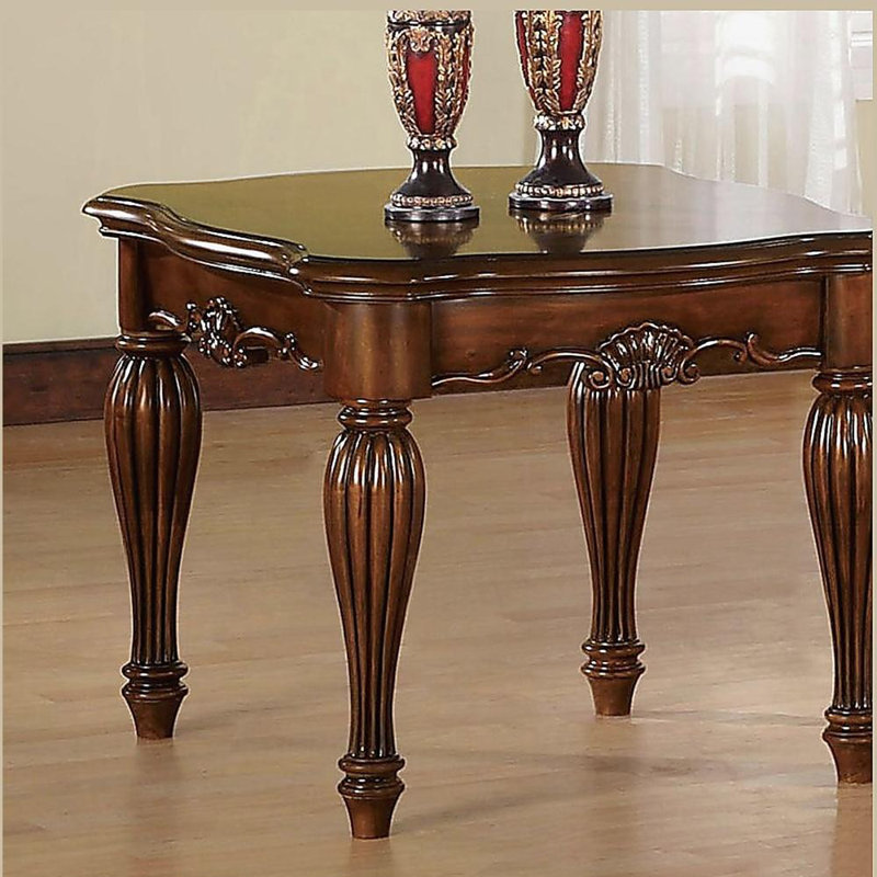 Table de bout en cerisier avec pieds cannelés tournés