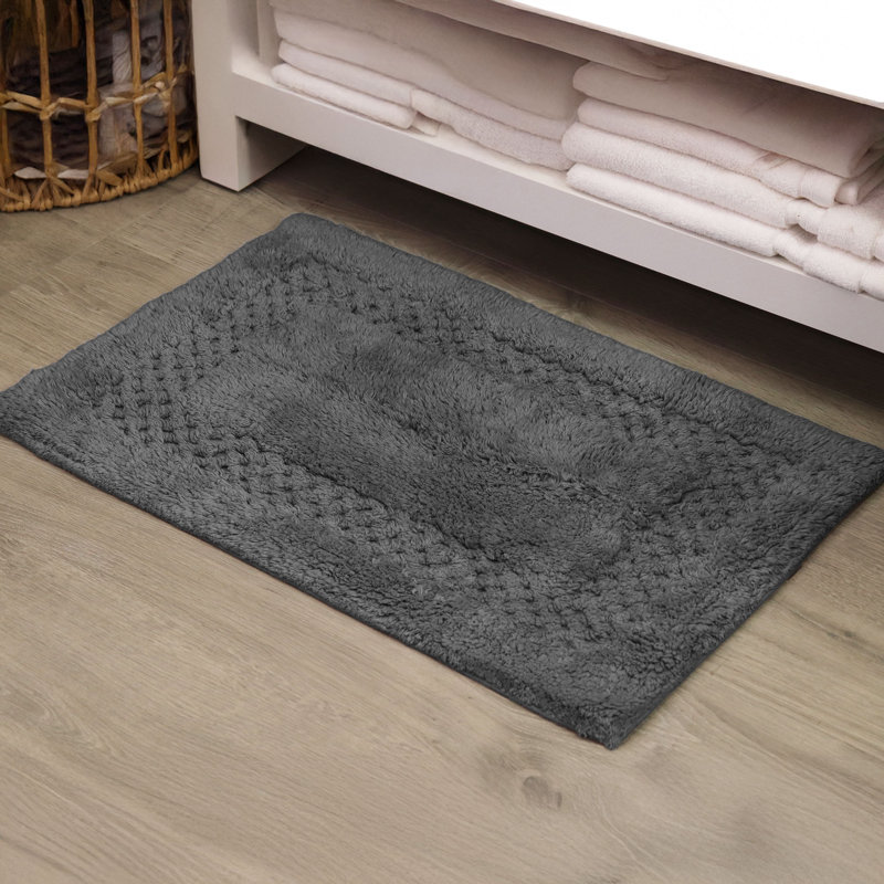 Antigona Soft Bath Rug, 17" W x 24" L, Gray