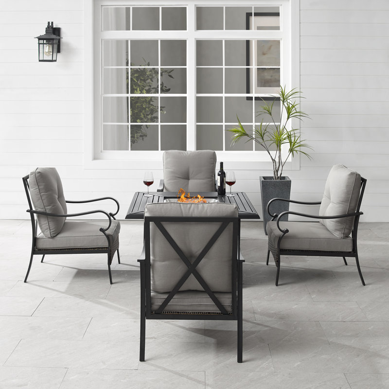 Daive 4 - Person Patio Conversation Set with Cushions