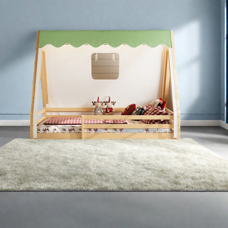 Lit tipi en bois robuste avec garde-corps, design Montessori pour la maison