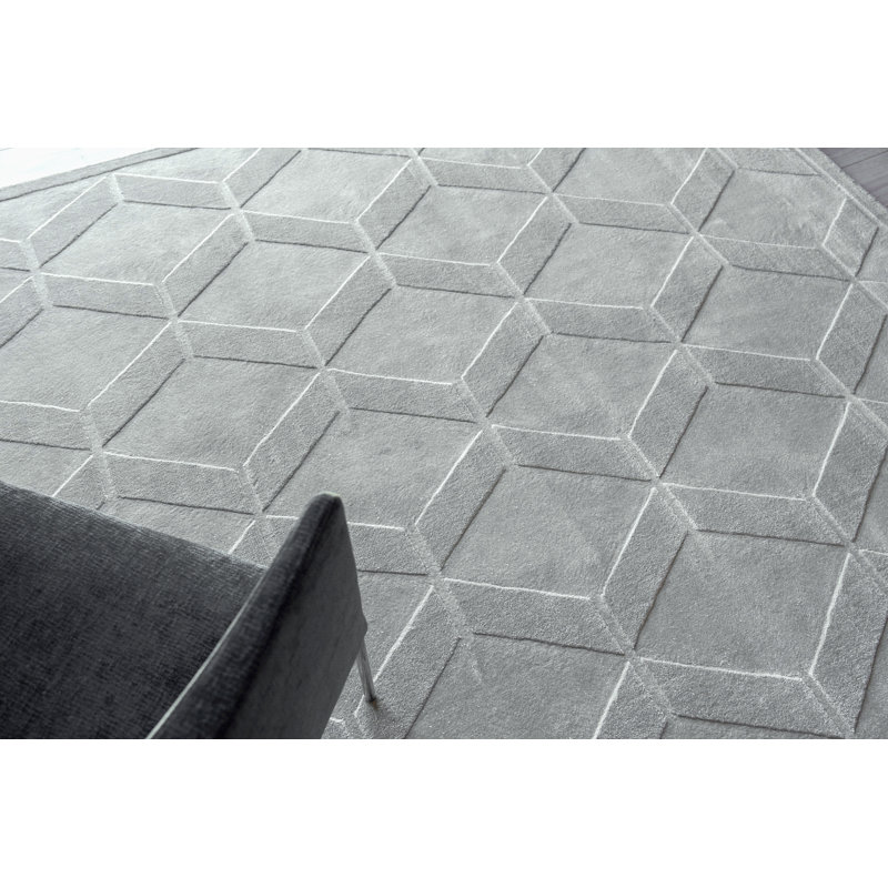 Brunello Geometric Area Rug in Light Silver, Rectangle 4' x 6'