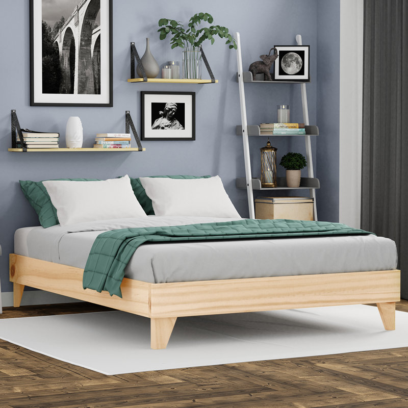 Lit plateforme en bois massif Dedrie, Grand, Naturel