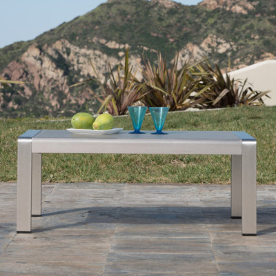 Table basse d'extérieur avec plateau en verre trempé